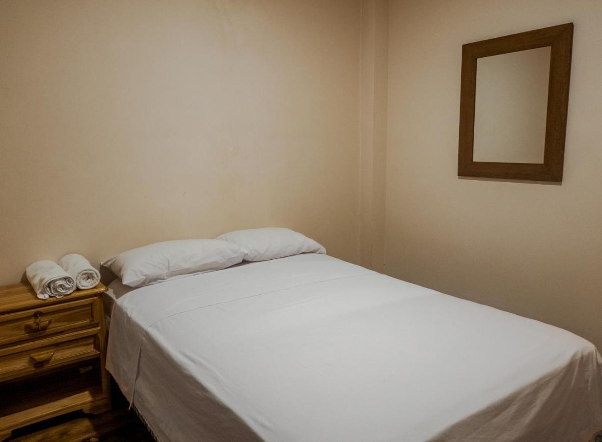 Hostal Tortuga Dorada ปูแอร์โตโลเปซ ภายนอก รูปภาพ