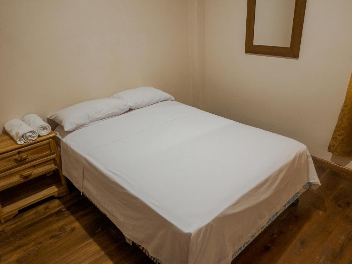 Hostal Tortuga Dorada ปูแอร์โตโลเปซ ภายนอก รูปภาพ