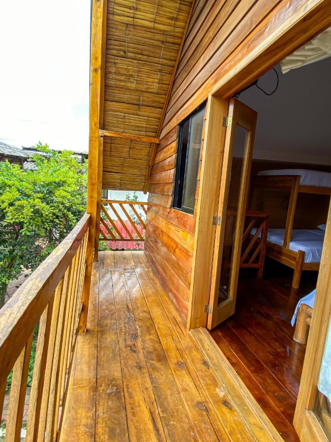 Hostal Tortuga Dorada ปูแอร์โตโลเปซ ภายนอก รูปภาพ
