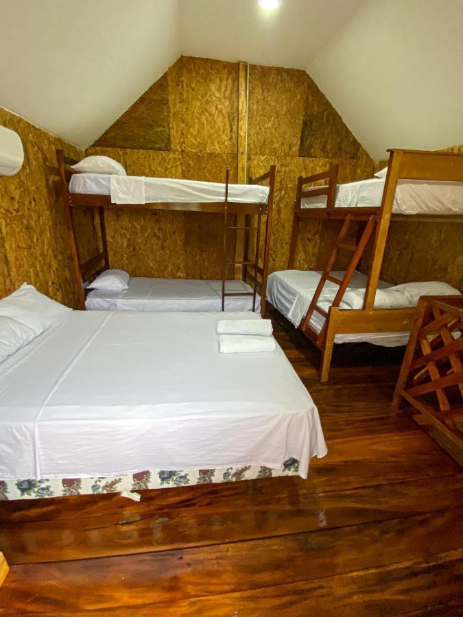 Hostal Tortuga Dorada ปูแอร์โตโลเปซ ภายนอก รูปภาพ