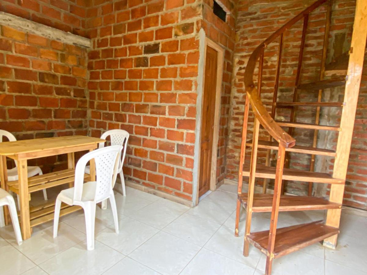 Hostal Tortuga Dorada ปูแอร์โตโลเปซ ภายนอก รูปภาพ