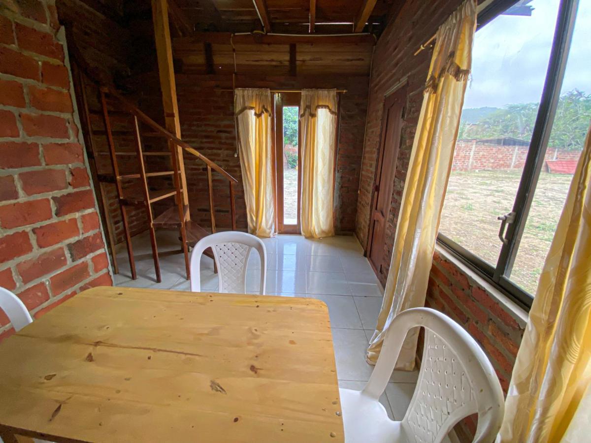 Hostal Tortuga Dorada ปูแอร์โตโลเปซ ภายนอก รูปภาพ